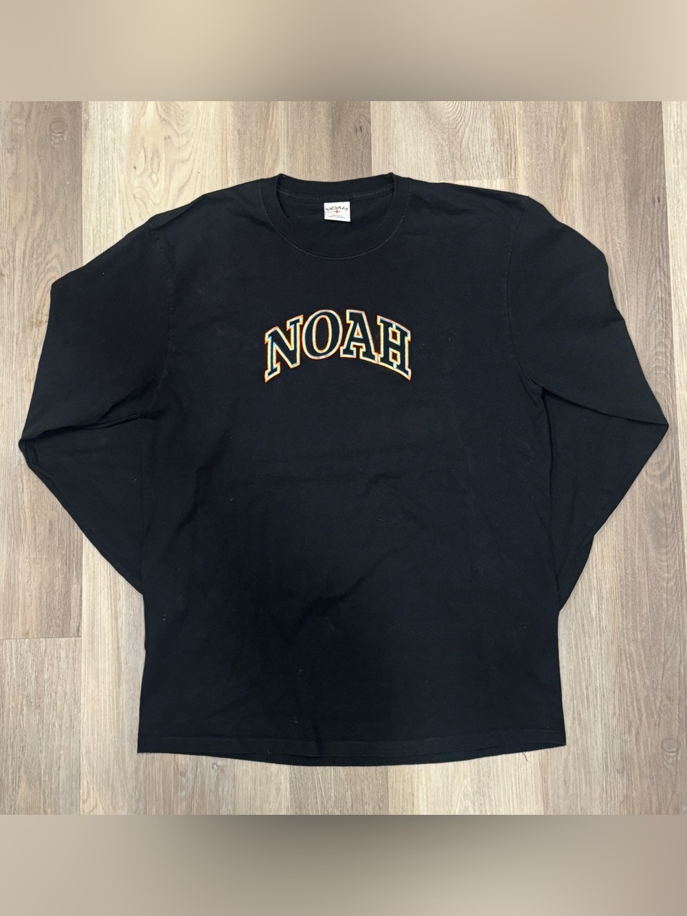 Noah NYC Long Sleeve Shirt Mens Large Spellout Embroidered Black Rainbow Logo